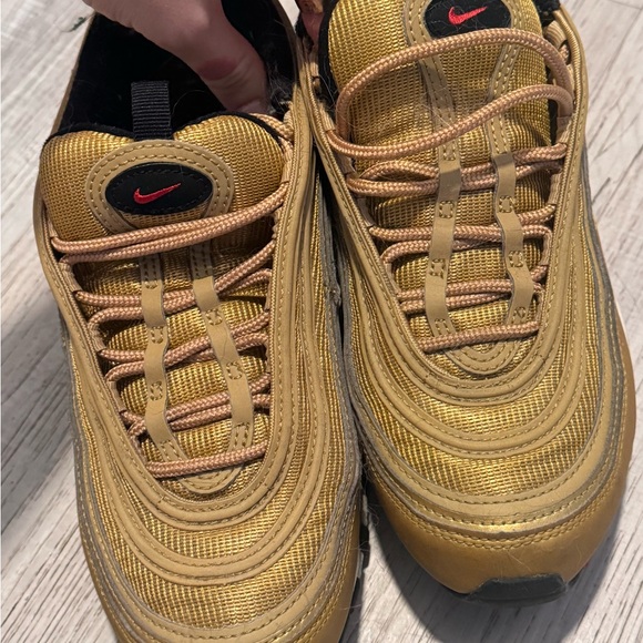 Nike Gold Bullets - Picture 2 of 7